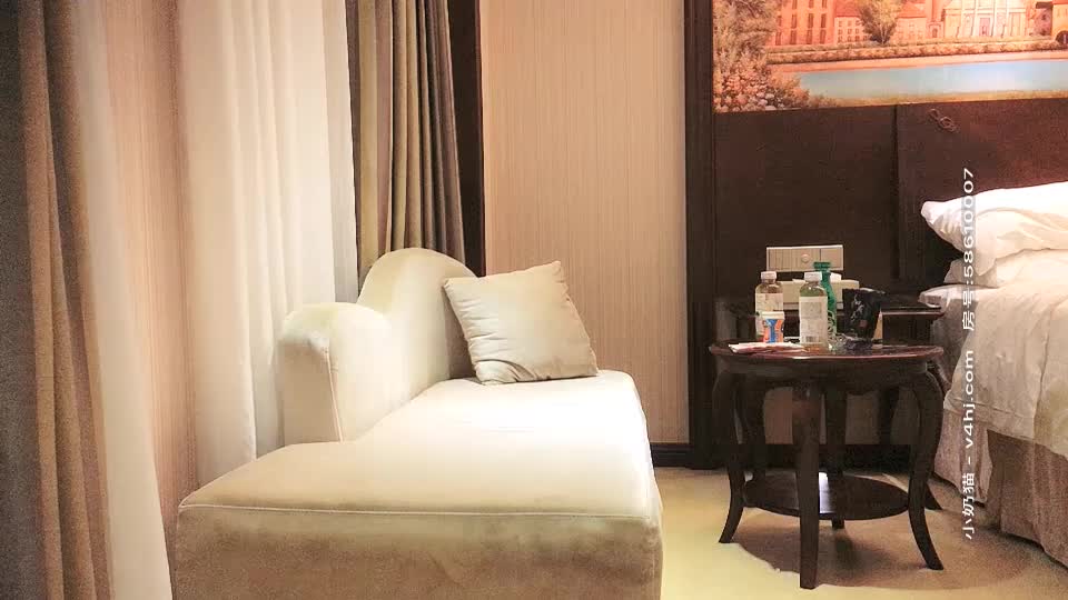 3p操喷援交拜金女