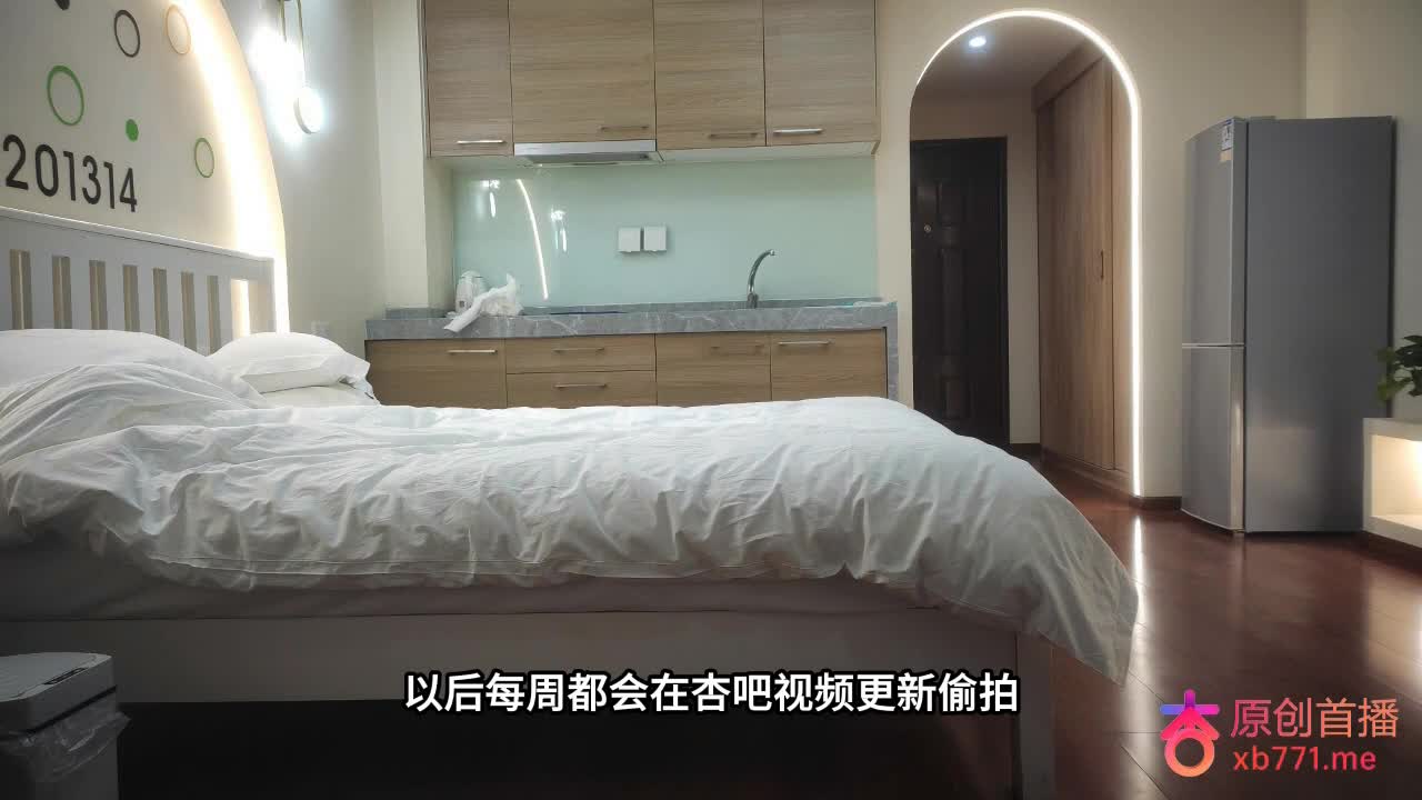 美容院的老板娘，