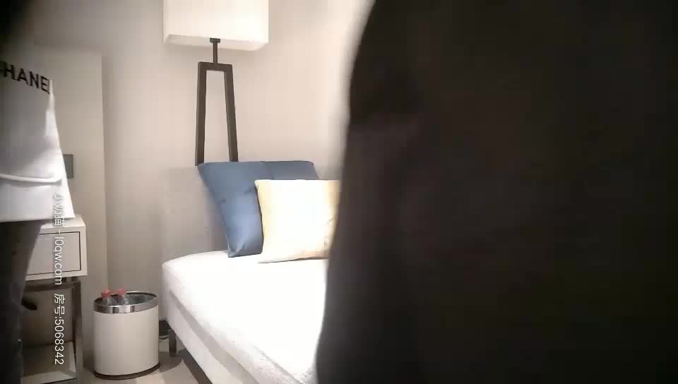 被操的要吸根烟中途休息