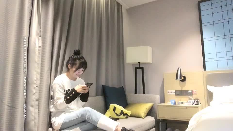骑乘后入撞击