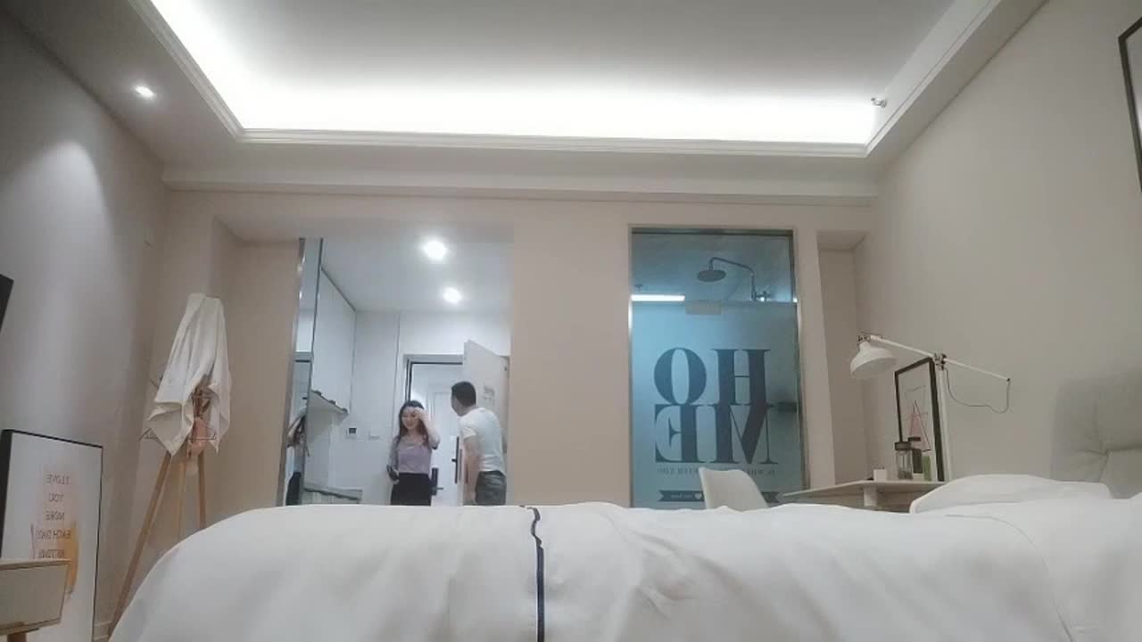 酒店约良家上门服务不到位鸡巴阳痿被嘲笑吵架翻车！