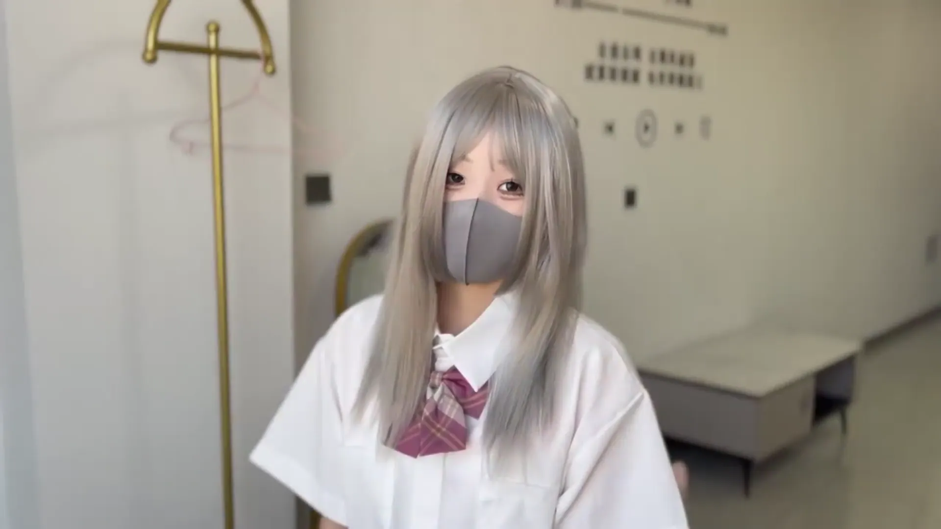 青春JK学生妹肉偿