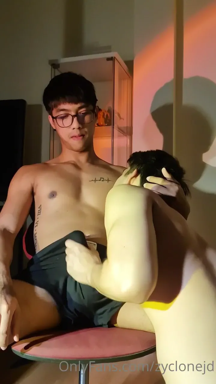 #zyclonejd  #眼镜 #网黄