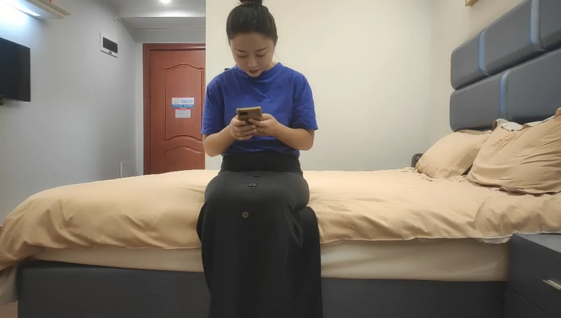 身材蓝衣大奶少妇