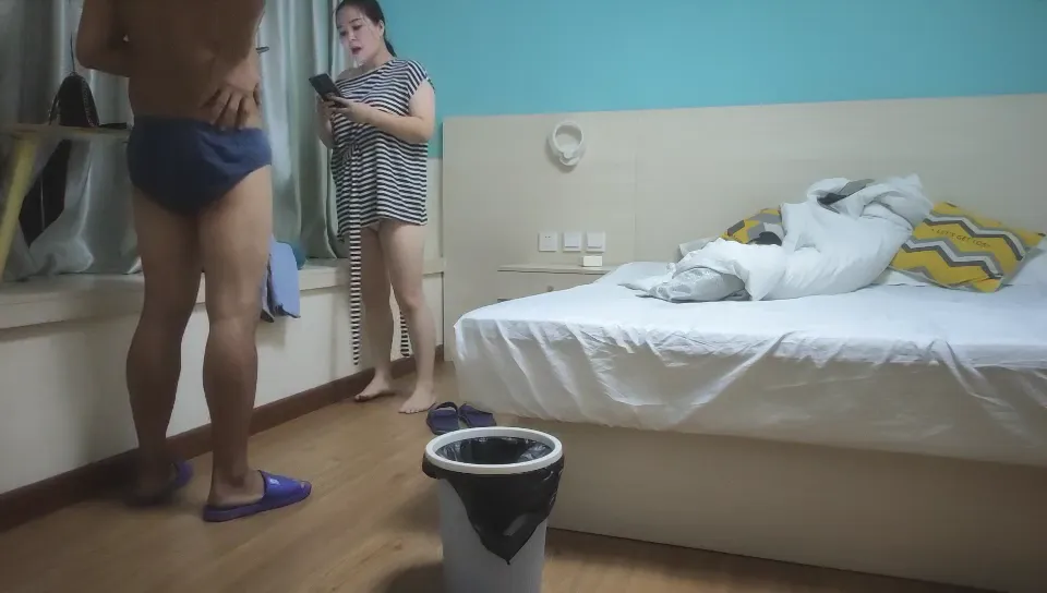 深夜约炮丰满熟女