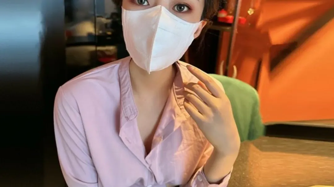 竟然被嫌弃鸡巴太小了