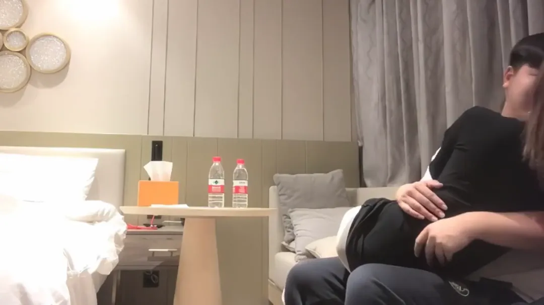 终于约到一发好炮,艺校舞蹈系女网友