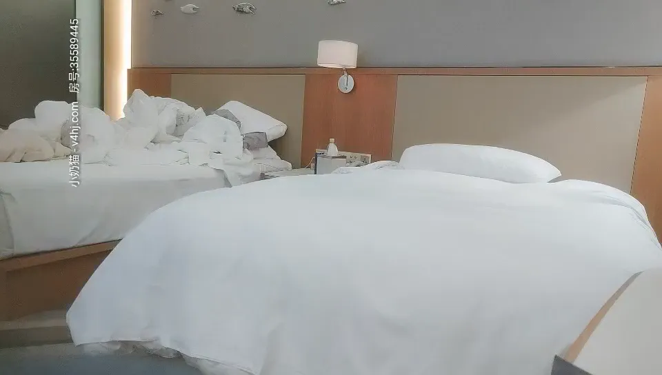 约炮黑丝舞蹈生