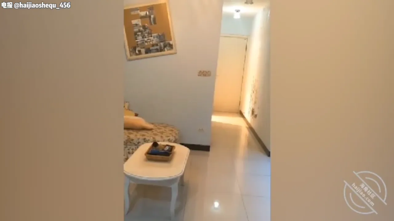 爸爸趁老婆不在和女儿乱伦