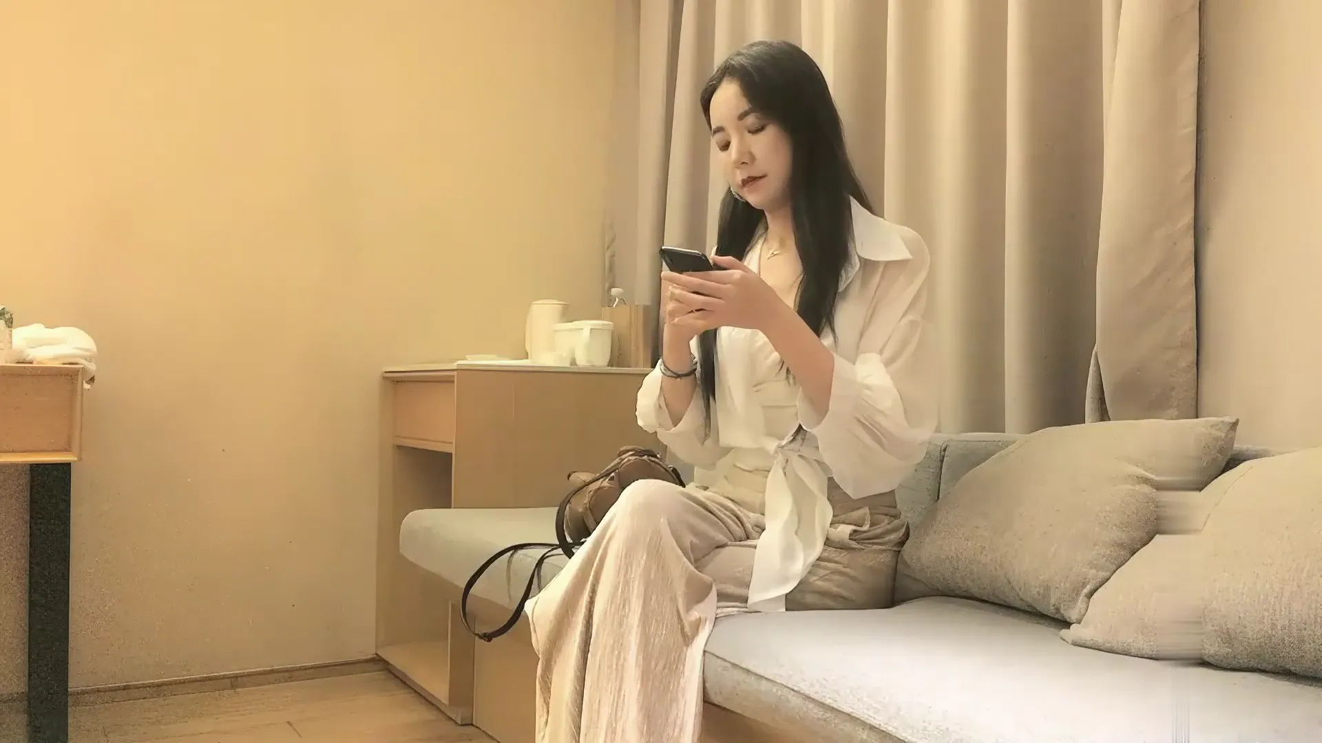 性感大长腿妹子啪啪猛操