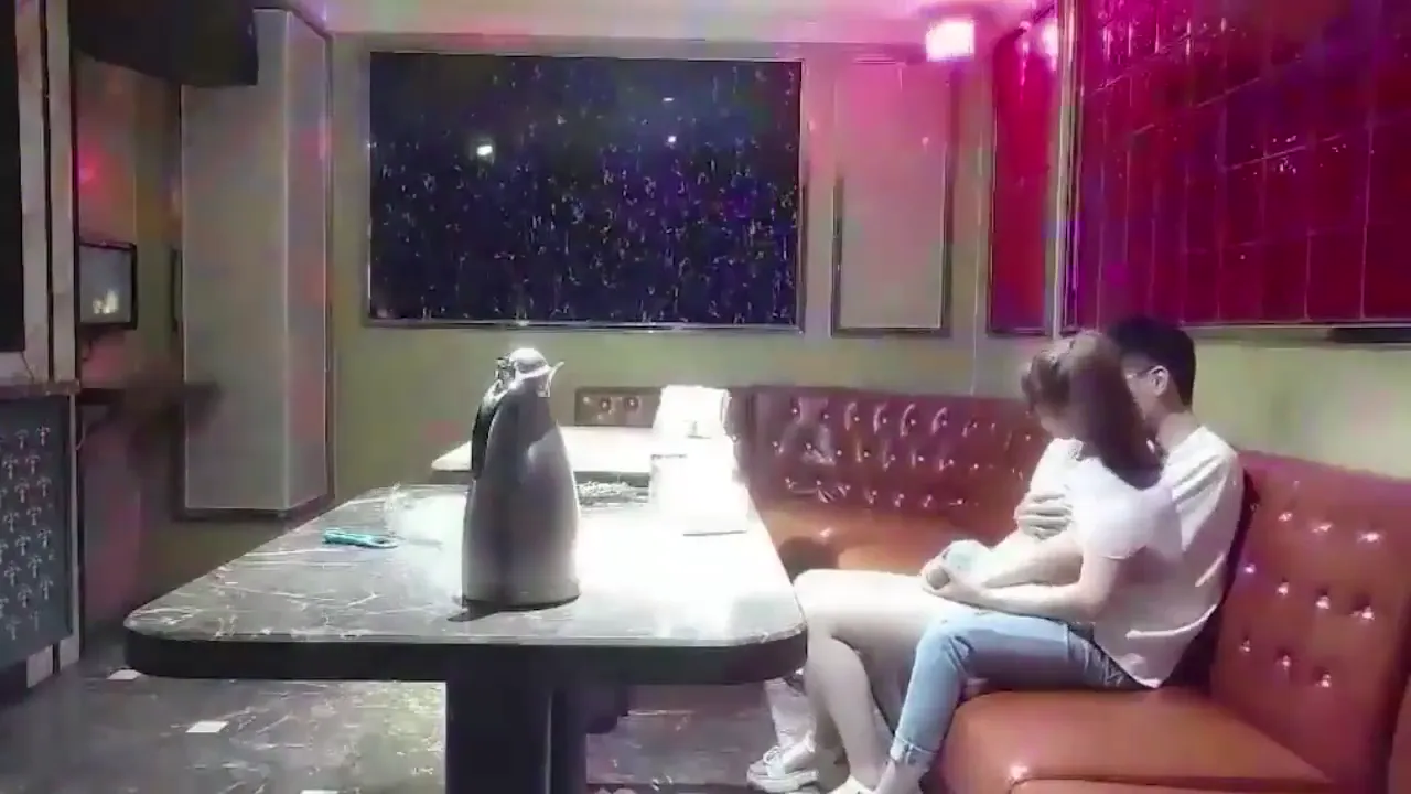 精虫上脑直接开干 无套内射