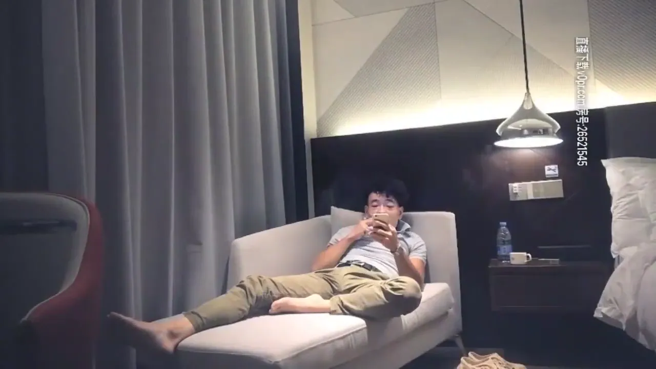 约了个少妇穿上情趣装