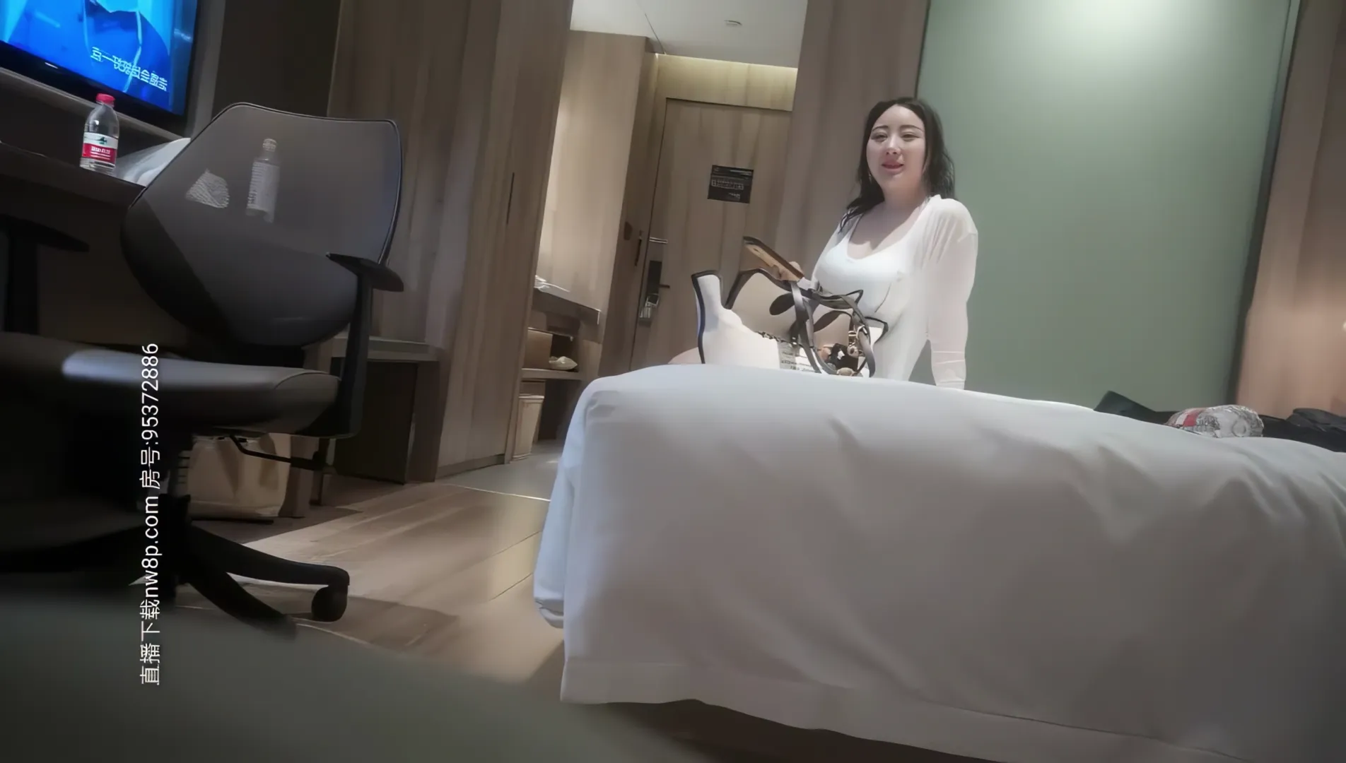 约了个丰满少妇tp啪啪
