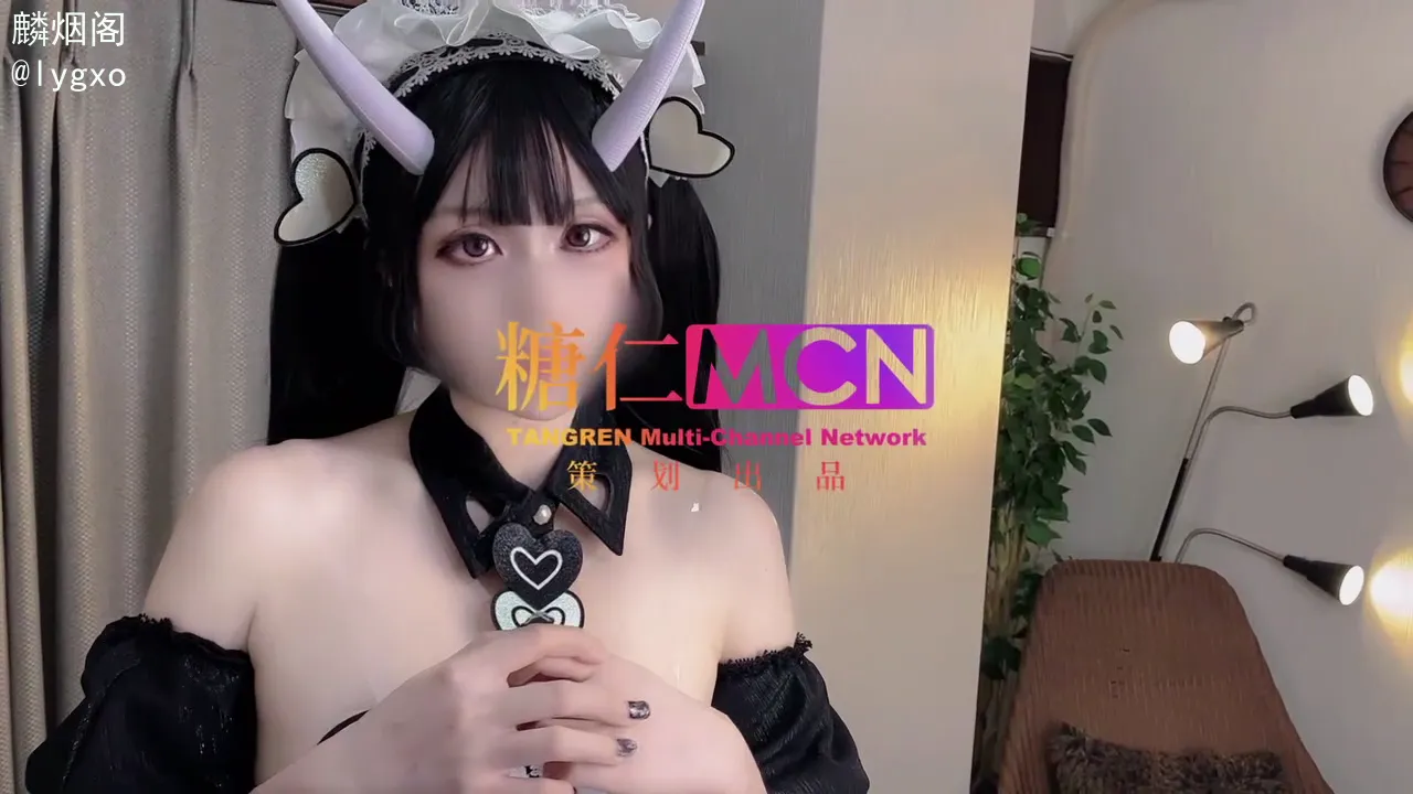 淫荡骚母狗反差发烧勾引