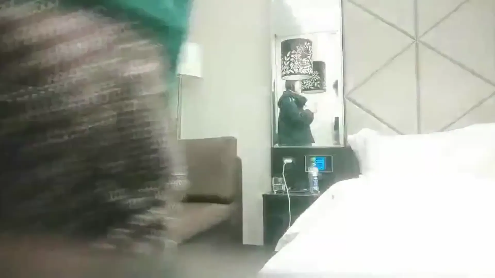 这个妹妹有点害羞的妹子