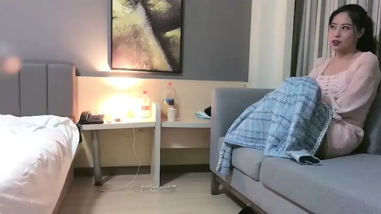 绿帽引起三偏少妇交流别扣逼了我不骚了屁眼都外翻了