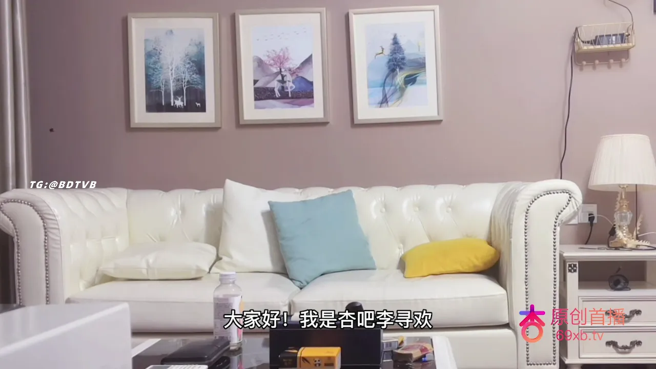 满背纹身兼职爆乳学妹