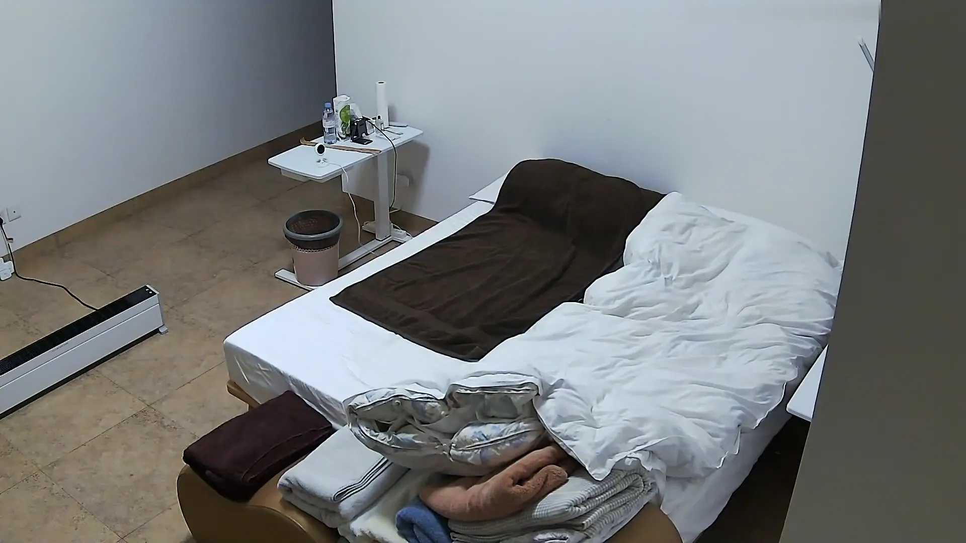 卖淫女上门
