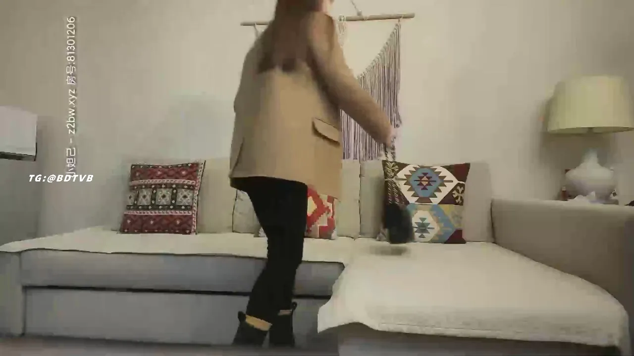 性感黑衣，气质人妻