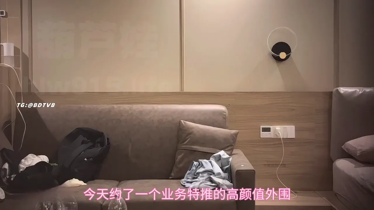 人美声音甜高颜值外围