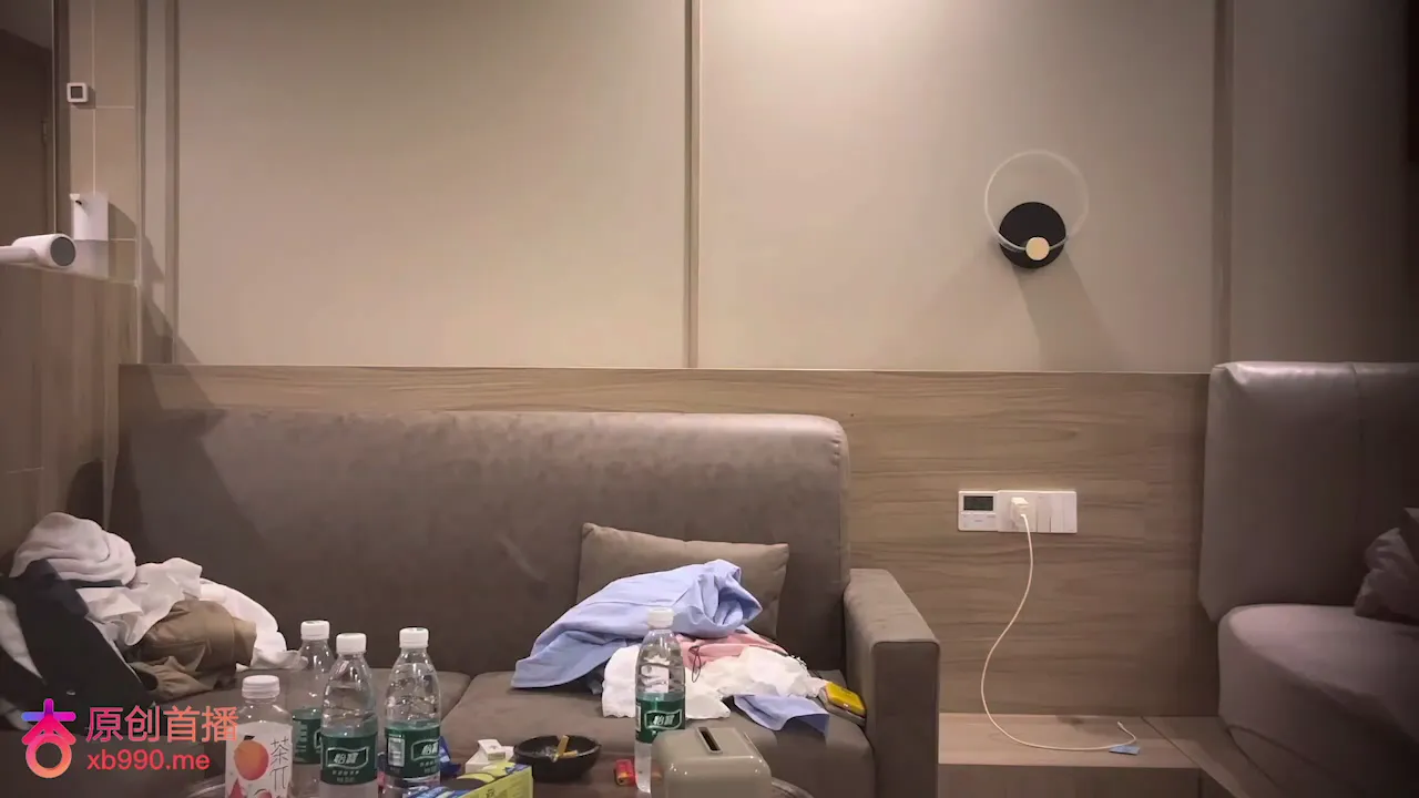 今天约了一个来旅游的兼职妹子