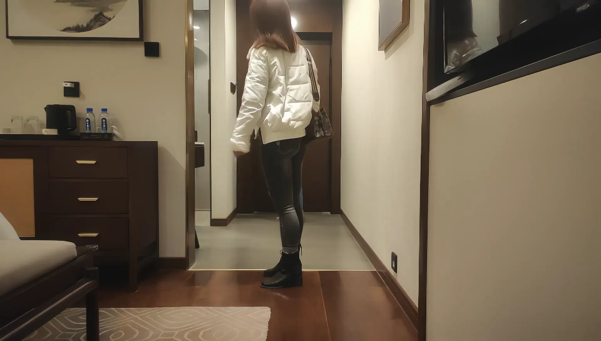 精品小少妇共同探讨穿搭技巧