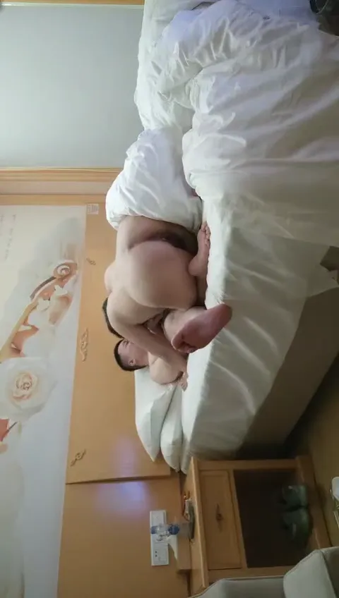 30歲氣質文員洗浴完進入正題